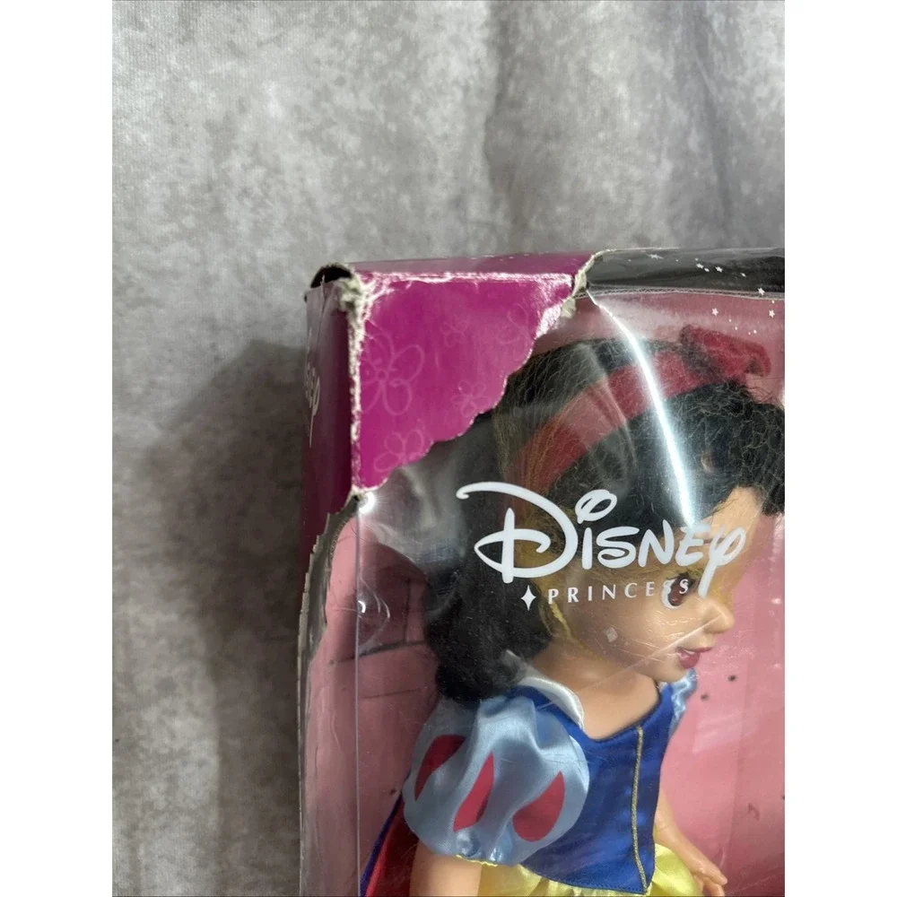 Vintage‎ 2002 Disney Princess Little Snow White With Accessories Open Box Disney